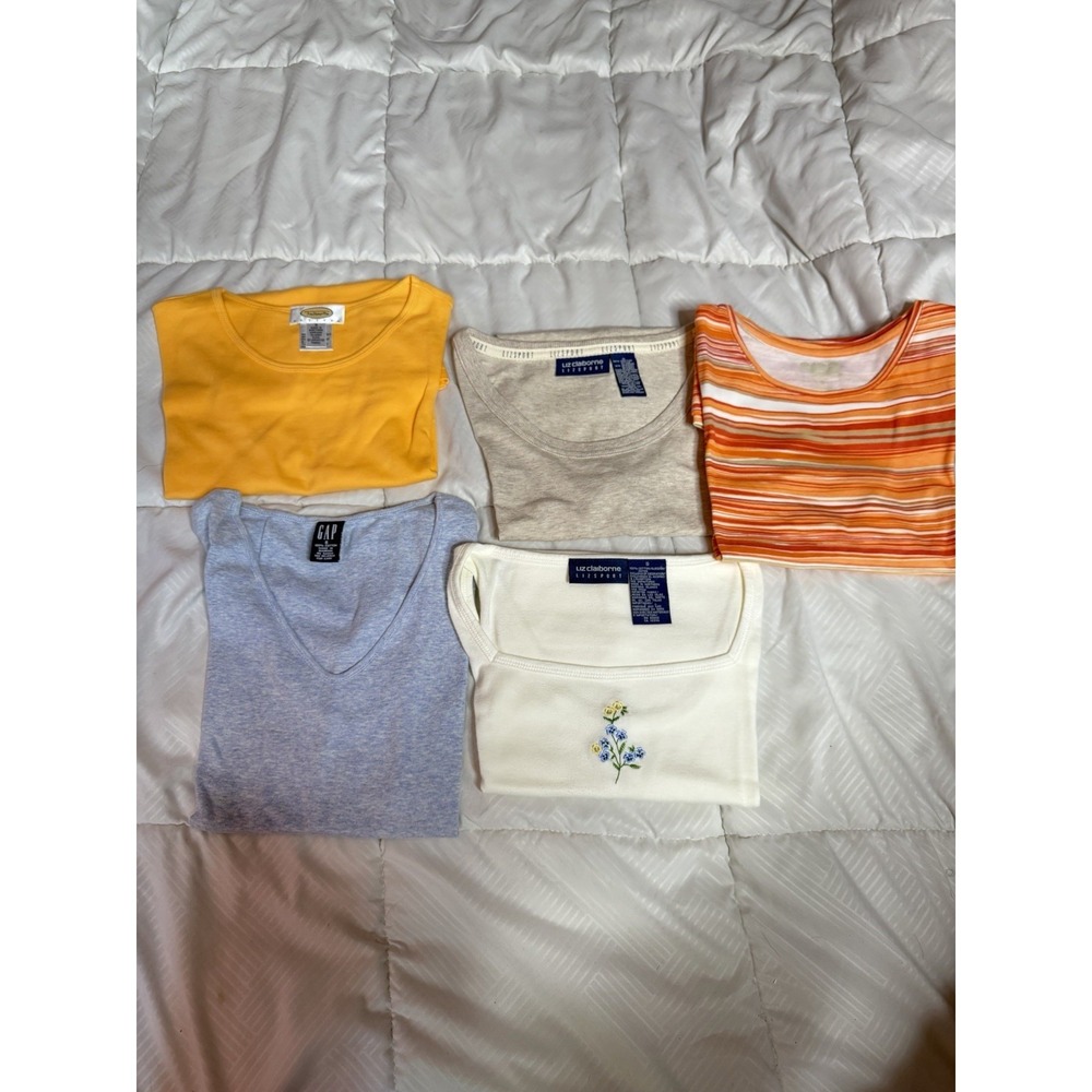 Lot of 5 Womens Tops Mixed‎ Brands All Size Small A1-0039